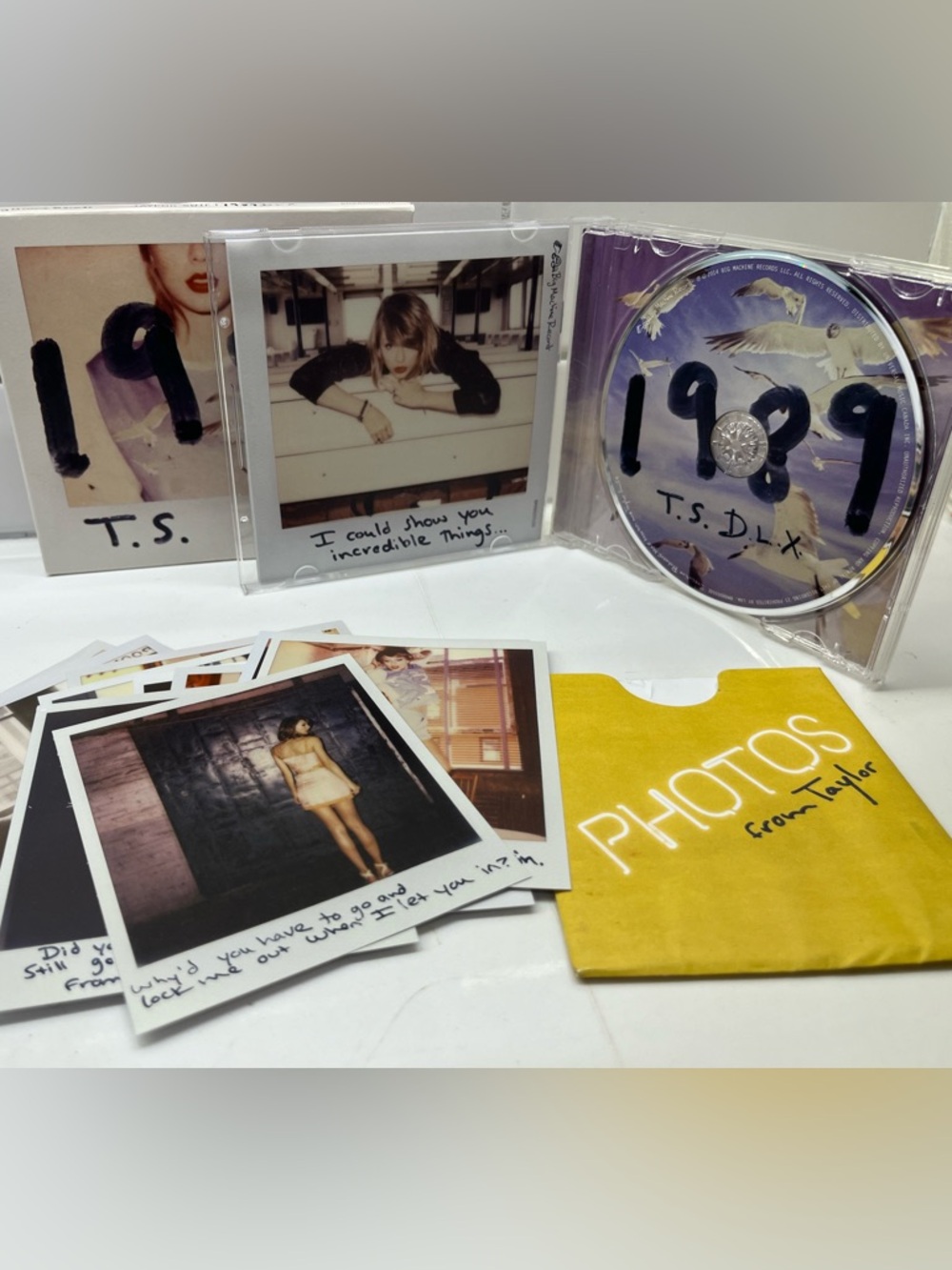 Taylor Swift 1989 Deluxe CD with Polaroids #40–52 – Complete